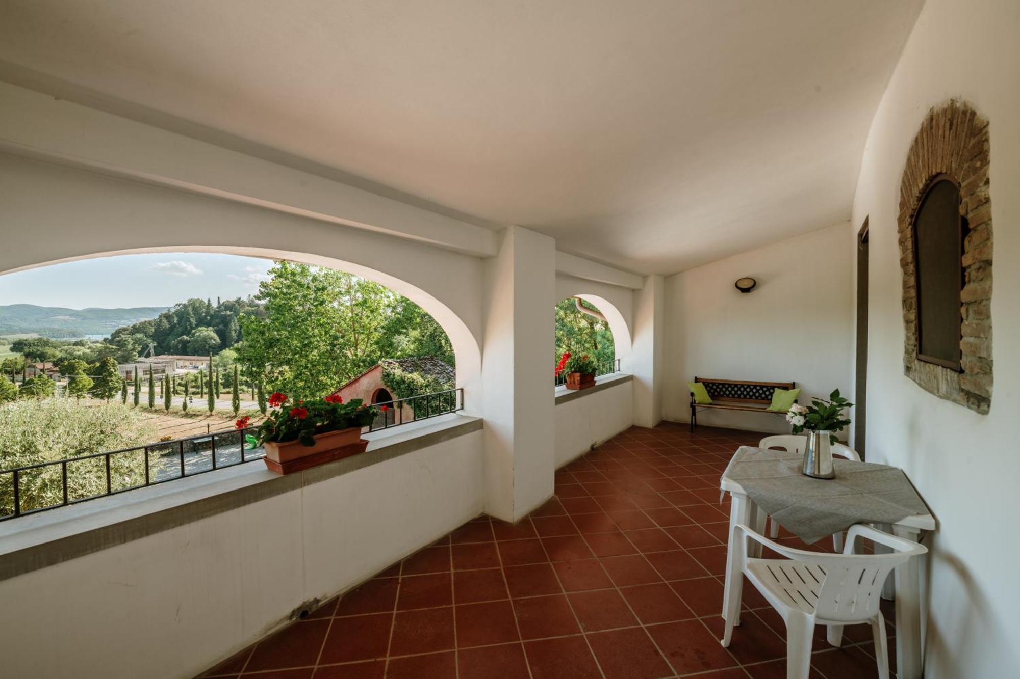 Agriturismo Poggio Di Sotto Galliano Esterno foto
